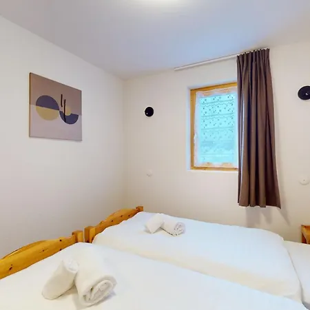 Pracondu 2 Outdoor & Fun Superieur 3 Pieces 6 Pers Apartment
